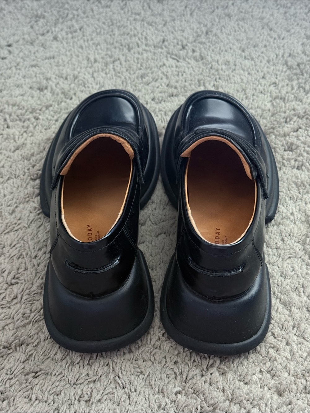 Chunky platform leather loafers - Picture 3 of 8